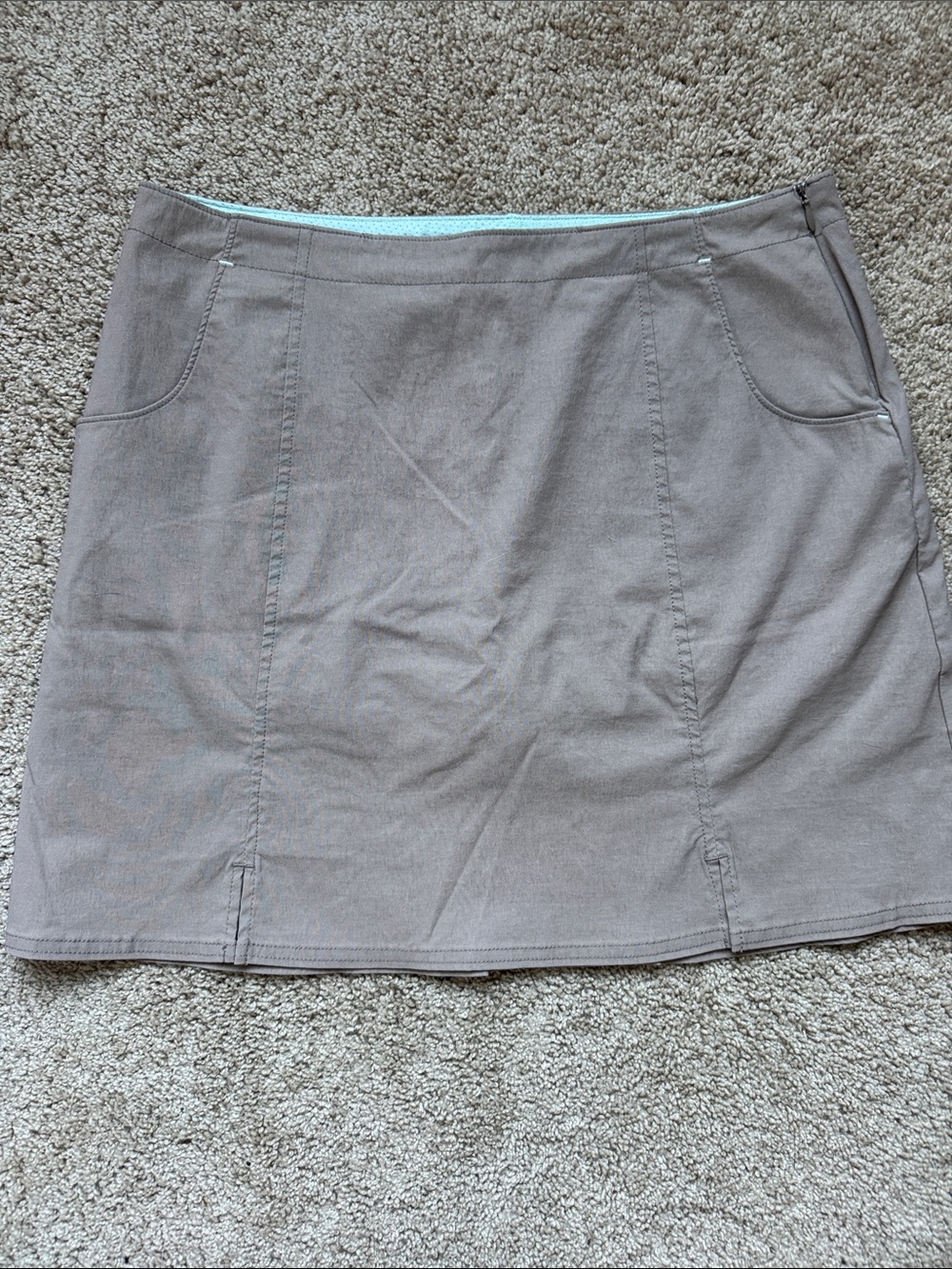 Title Nine Taupe Mini Skort with Mint Waist Trim